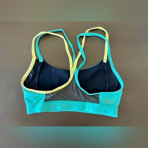 Reebok Sports Bra - Picture 2 of 4